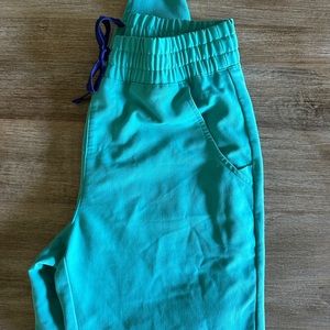 Figs Zamora High Waisted Surgical Green Scrub Pants